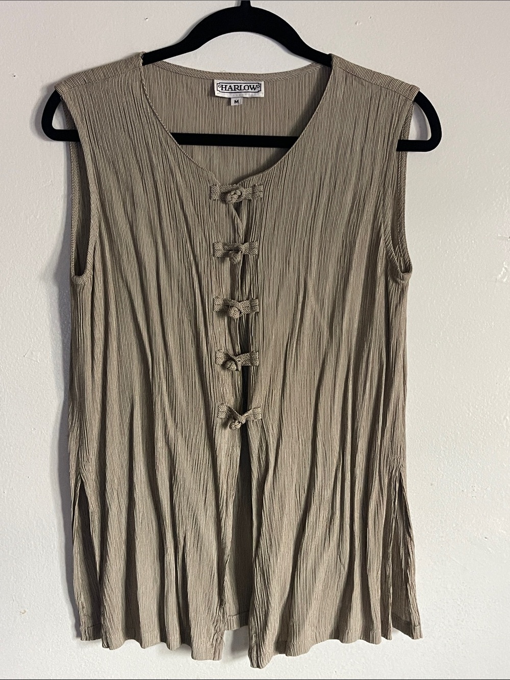 Vintage Harlow Taupe Textured Sleeveless Tie Front Top Size Medium